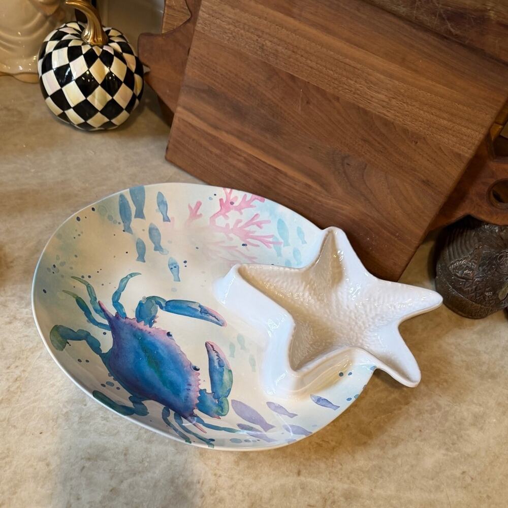 Sigrid Olsen melamine platter with Blue Crab and White Starfish